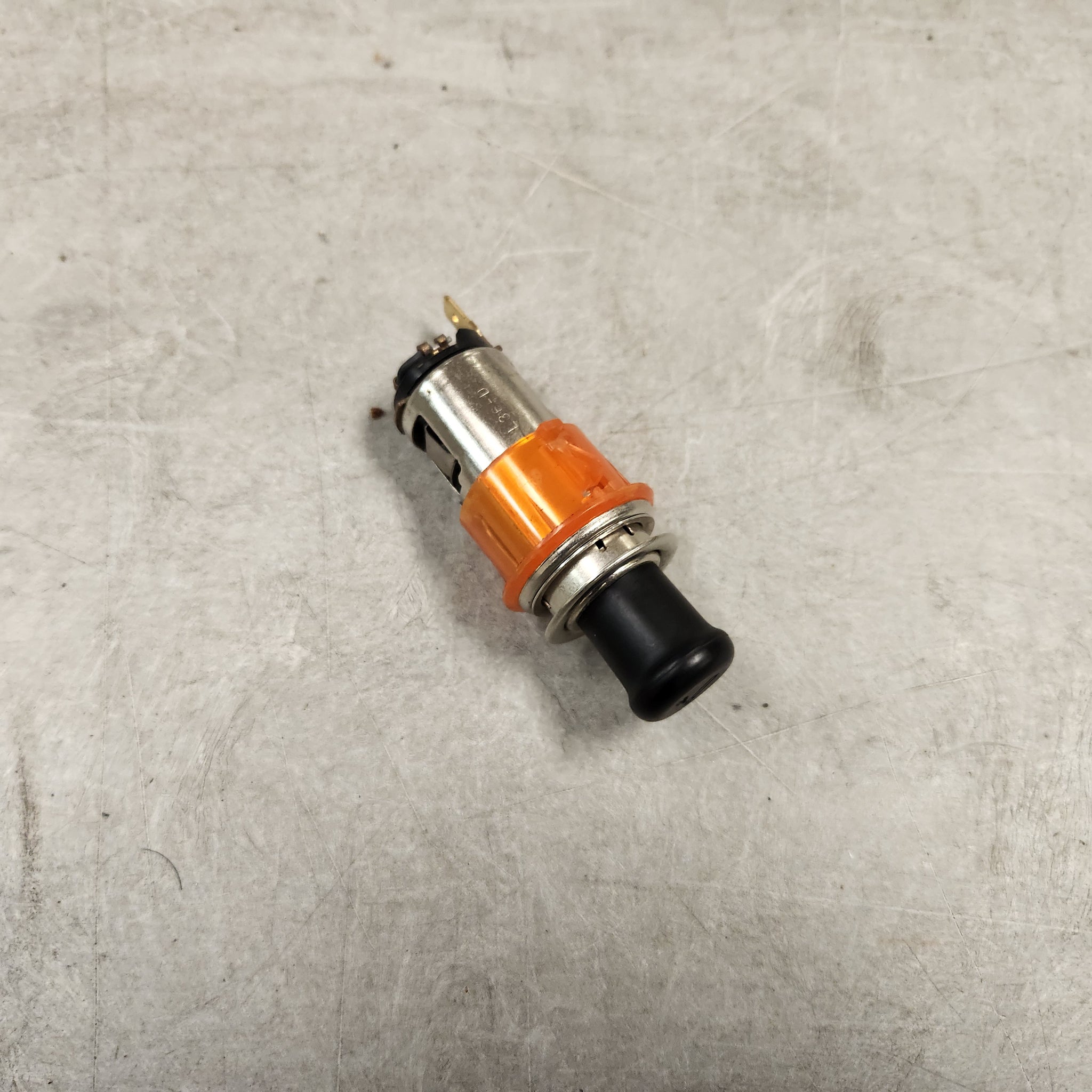 bmw e90 cigarette lighter fuse Found out cig lighter was broken when attempting to install dashcam today. First time changing a fuse on a car and could use some help. Where is the fuse for the cigarette bmw e90 cigarette lighter fuse Found out cig lighter was broken when attempting to install dashcam today. First time changing a fuse on a car and could use some help. Where is the fuse for the cigarette