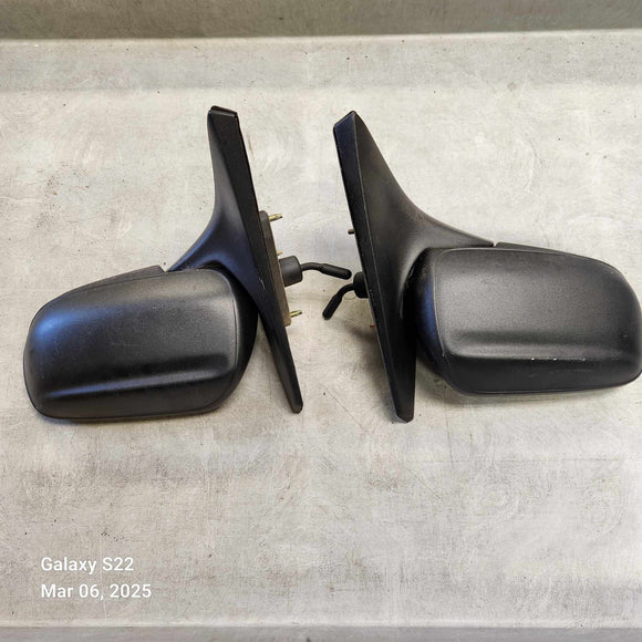 1999-2003 Mazda Protege Protege5 Manual Side View Mirror Set (Black)