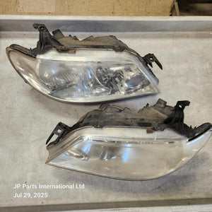 2002-2003 Mazda Protege5 Headlights Set