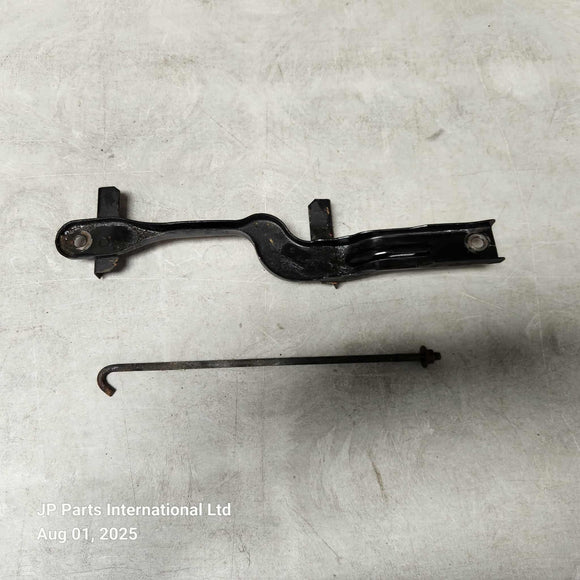 1999-2003 Mazda Protege Protege5 Mazdaspeed Protege Battery Tie Down Bracket B26H5603XD
