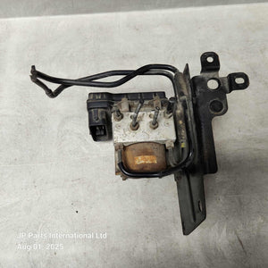 2001-2003 Mazda Protege ABS Pump Module 2.0L B