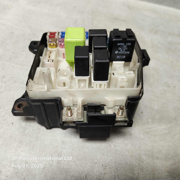1999-2003 Mazda Protege Engine Fuse Box