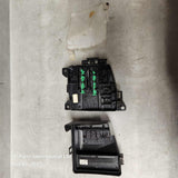 1999-2003 Mazda Protege Engine Fuse Box with Cover B