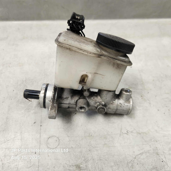 2001-2003 Mazda Protege 2.0L Brake Master Cylinder ABS