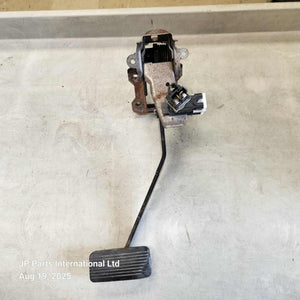 1999-2003 Mazda Protege  Protege5 Automatic Brake Pedal Assembly