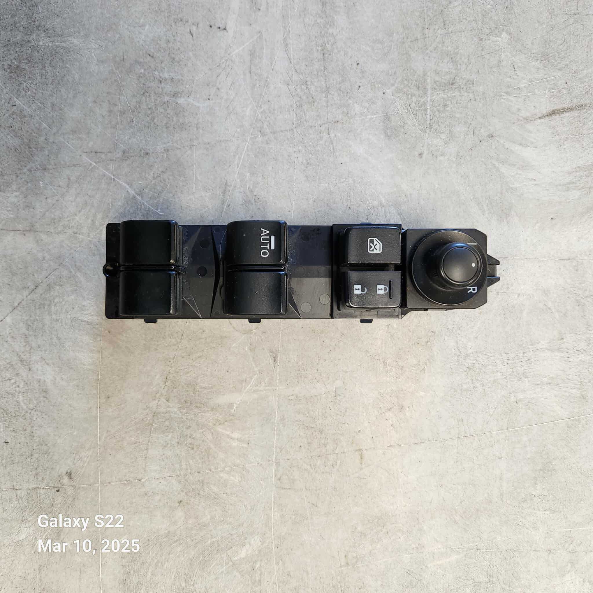 2014-2018 Mazda 3 Mazda3 Switch Assembly Power Window Master