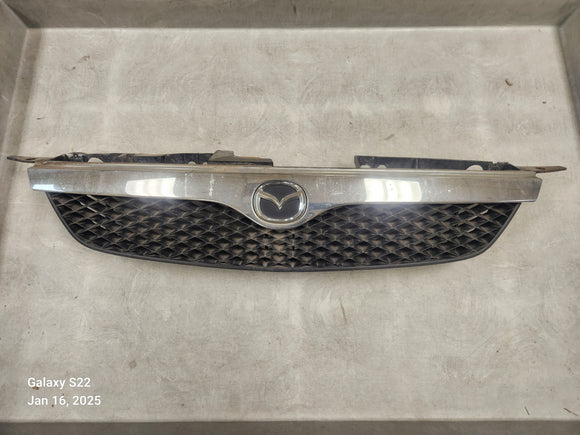 1999-2000 Mazda Protege Front Grill