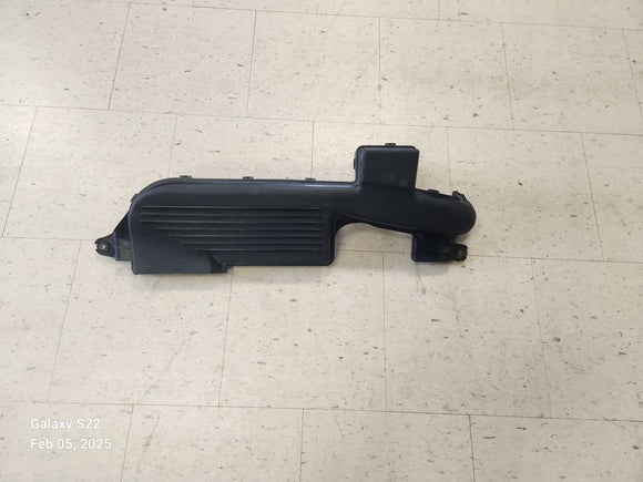 1999-2003 99 00 01 02 03 MAZDA PROTEGE AIR CLEANER INTAKE DUCT