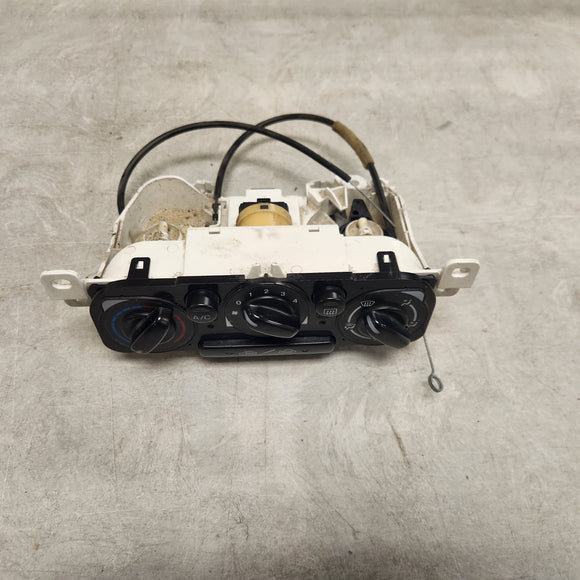 2001-2003 Mazda Protégé HVAC Control Unit Switch