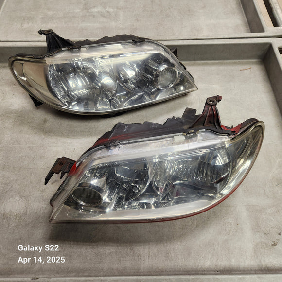 2002-2003 Mazda Protege5 Headlights Set