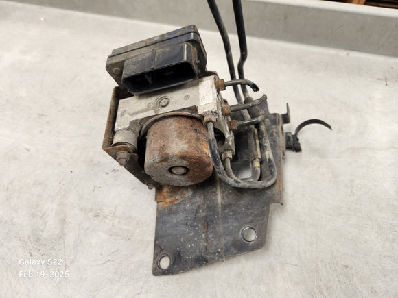 2001-2003 Mazda Protege ABS Pump Module 2.0L