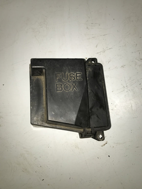 1999-2003 Mazda Protege engine Fuse Box with Cover