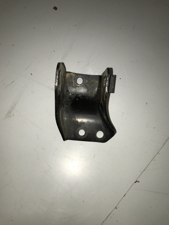 2001-2003 Mazda Protege Front Motor Mount Bracket