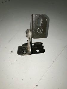 2001 - 2003 Mazda Protege 5 Rear Seat Mounting Bracket Middle