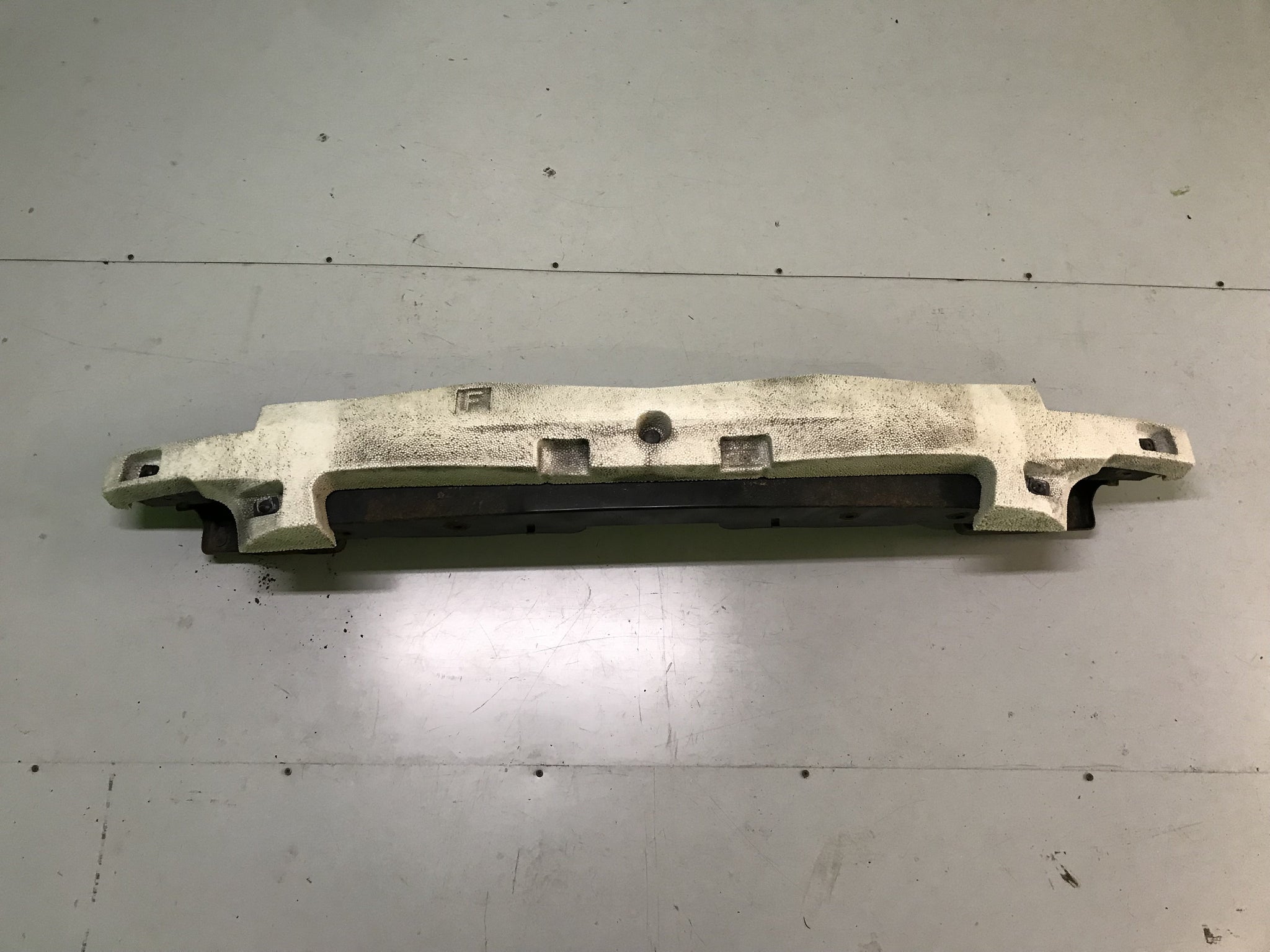 2002 mazda outlet protege5 front bumper