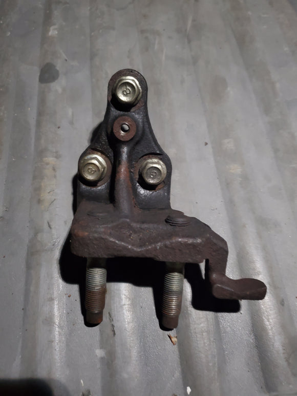 2001-2003 Mazda Protege Passenger Side Motor Mount Bracket (Engine)
