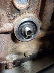 2003 Mazdaspeed/Mazda Protege Oil Cooler/Filter Stud